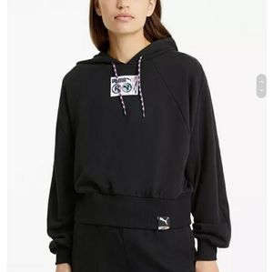 Puma
Women's Active Graphic Hooded Sweatshirt